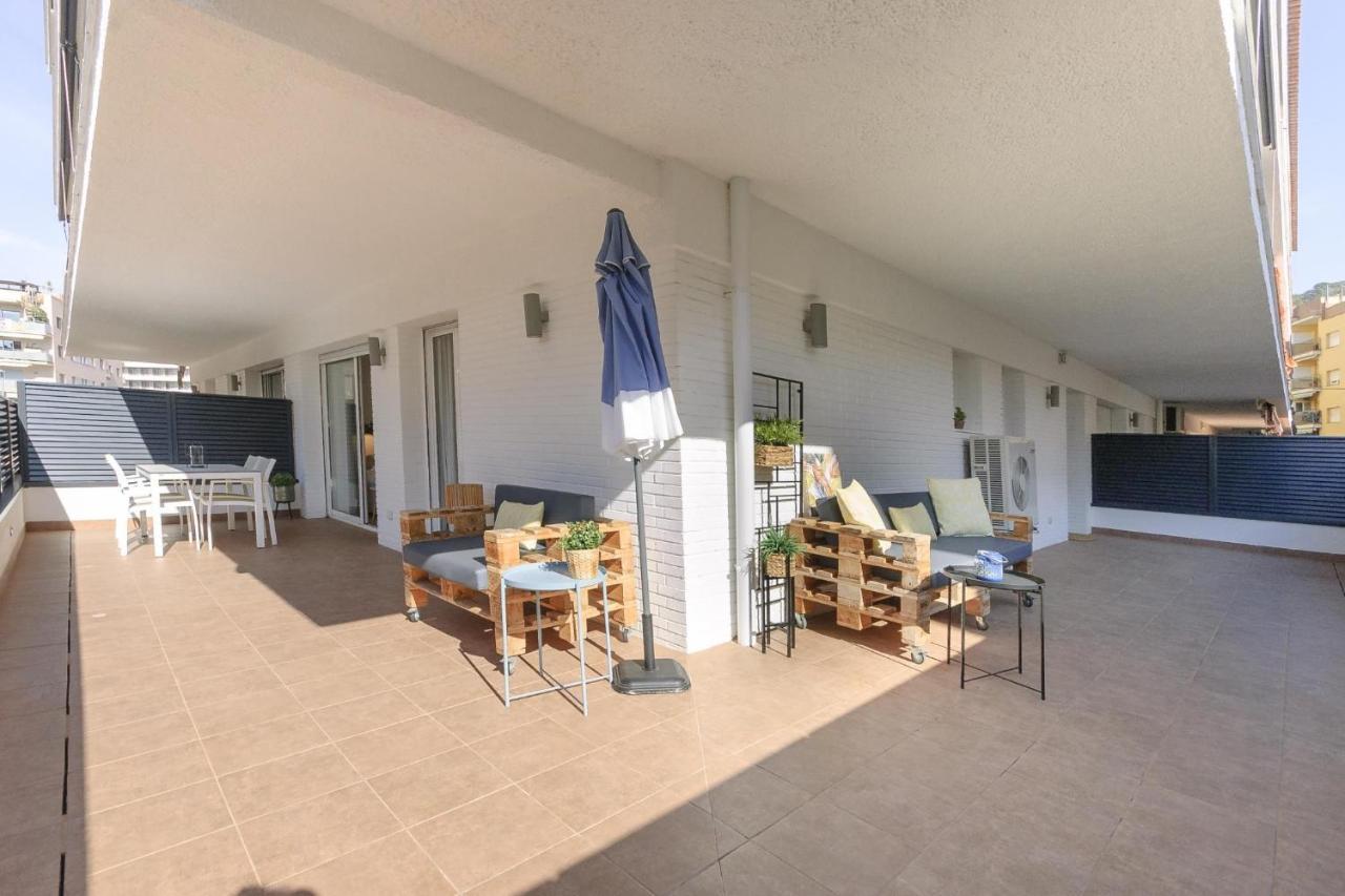 Lets Holidays Cozy Apartment With Terrace Tossa de Mar Exteriör bild