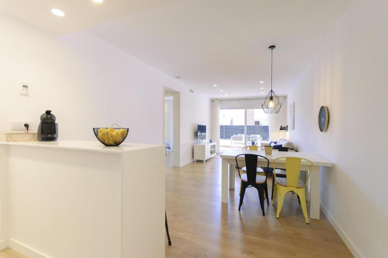 Lets Holidays Cozy Apartment With Terrace Tossa de Mar Exteriör bild