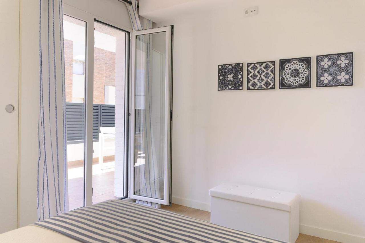 Lets Holidays Cozy Apartment With Terrace Tossa de Mar Exteriör bild